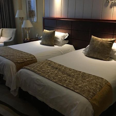 Отель Ramada Yangzhou Baoying Экстерьер фото