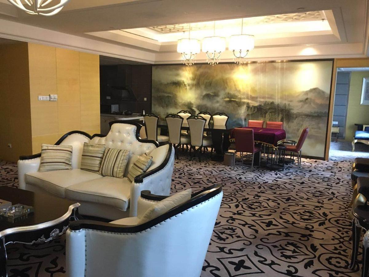Отель Ramada Yangzhou Baoying Экстерьер фото