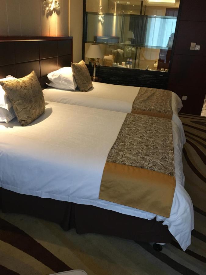 Отель Ramada Yangzhou Baoying Экстерьер фото