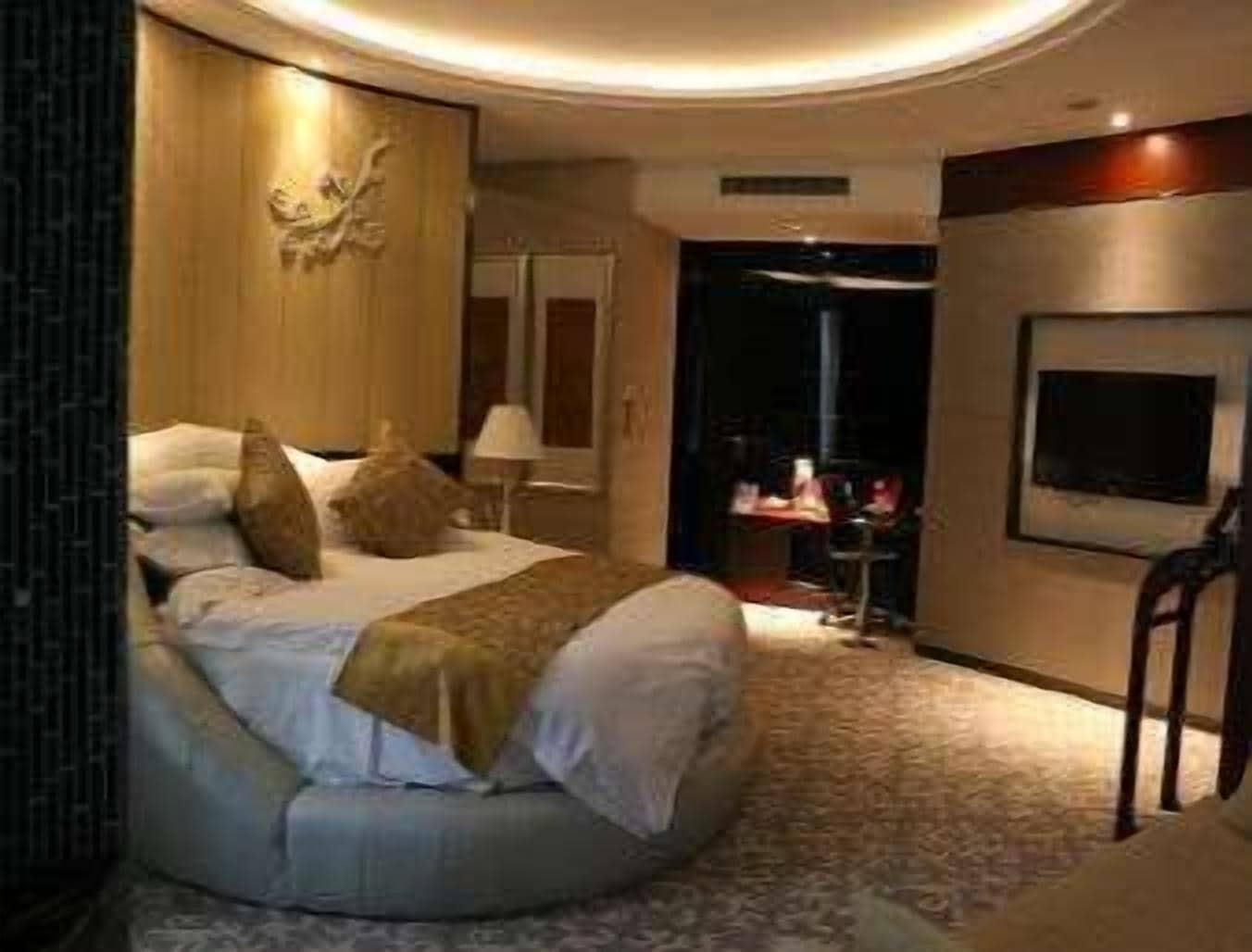 Отель Ramada Yangzhou Baoying Экстерьер фото
