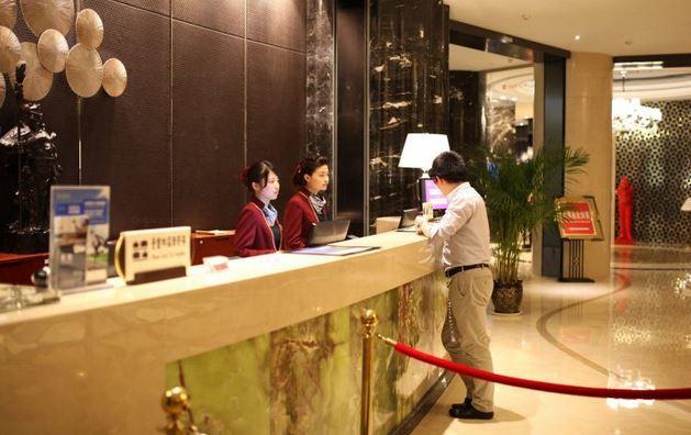 Отель Ramada Yangzhou Baoying Экстерьер фото